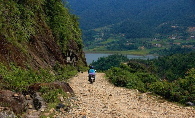 di-chuyen-den-ho-seo-my-ty-sapa