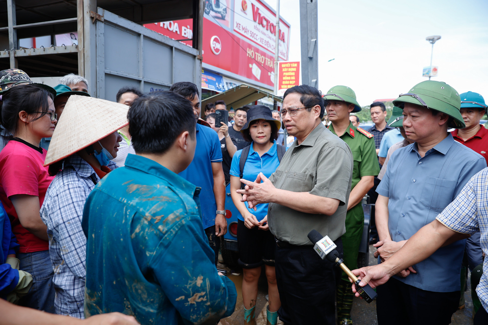 Thủ tướng: Hỗ trợ ngay Yên Bái 50 tỷ đồng khắc phục hậu quả thiên tai- Ảnh 2. Thủ tướng: Hỗ trợ ngay Yên Bái 50 tỷ đồng khắc phục hậu quả thiên tai- Ảnh 2.