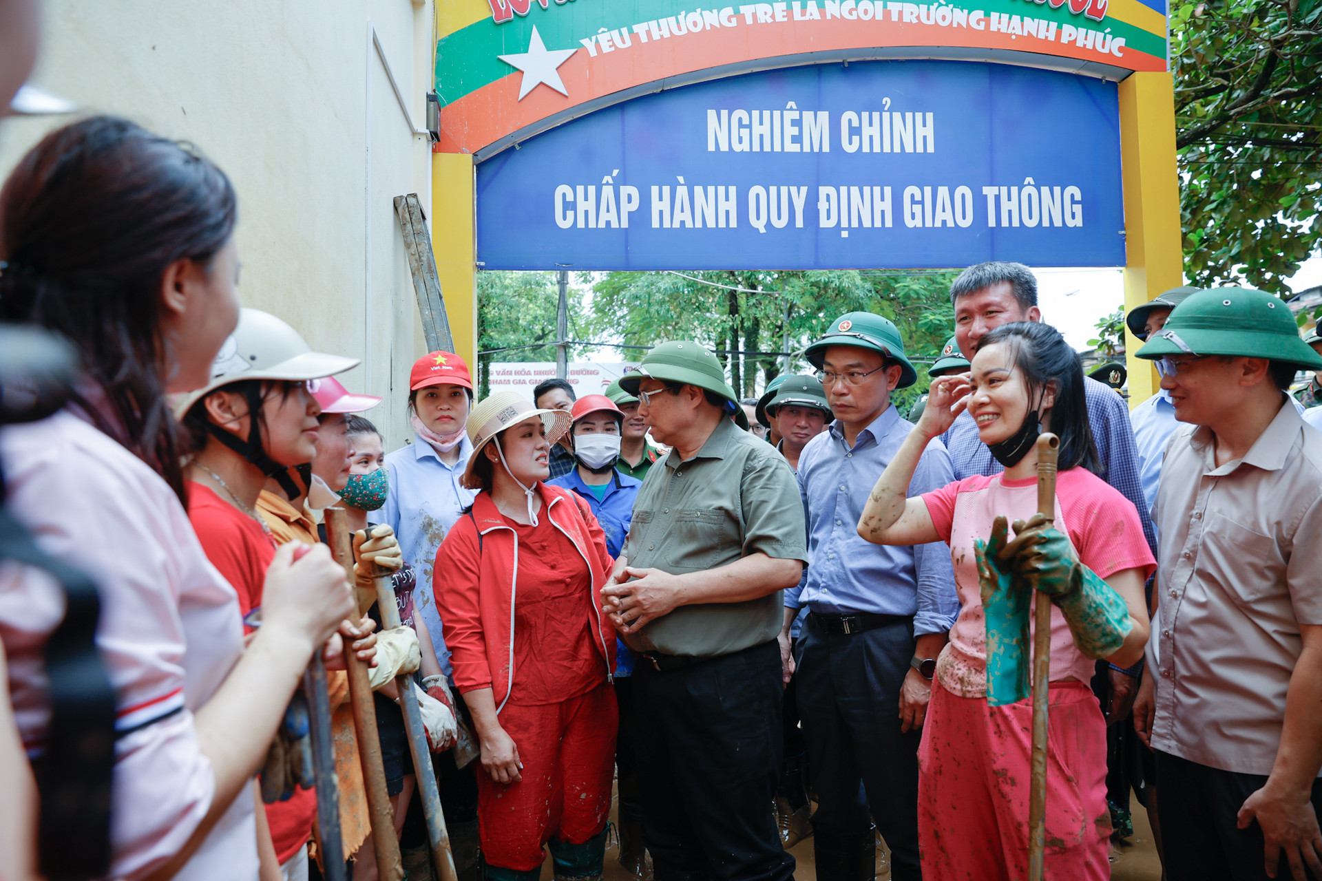 Thủ tướng: Hỗ trợ ngay Yên Bái 50 tỷ đồng khắc phục hậu quả thiên tai- Ảnh 3. Thủ tướng: Hỗ trợ ngay Yên Bái 50 tỷ đồng khắc phục hậu quả thiên tai- Ảnh 3.