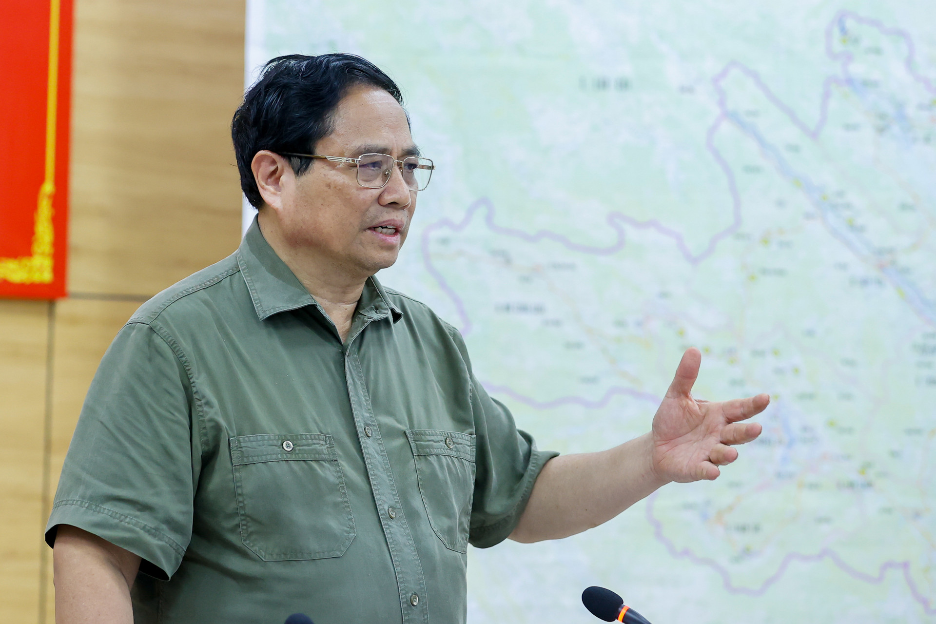 Thủ tướng: Hỗ trợ ngay Yên Bái 50 tỷ đồng khắc phục hậu quả thiên tai- Ảnh 11. Thủ tướng: Hỗ trợ ngay Yên Bái 50 tỷ đồng khắc phục hậu quả thiên tai- Ảnh 11.