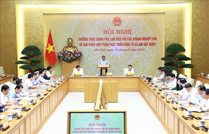 Thủ tướng làm việc với 12 tập đoàn tư nhân: Các doanh nghiệp lớn cần tiên phong trong những việc lớn, việc khó, việc mới