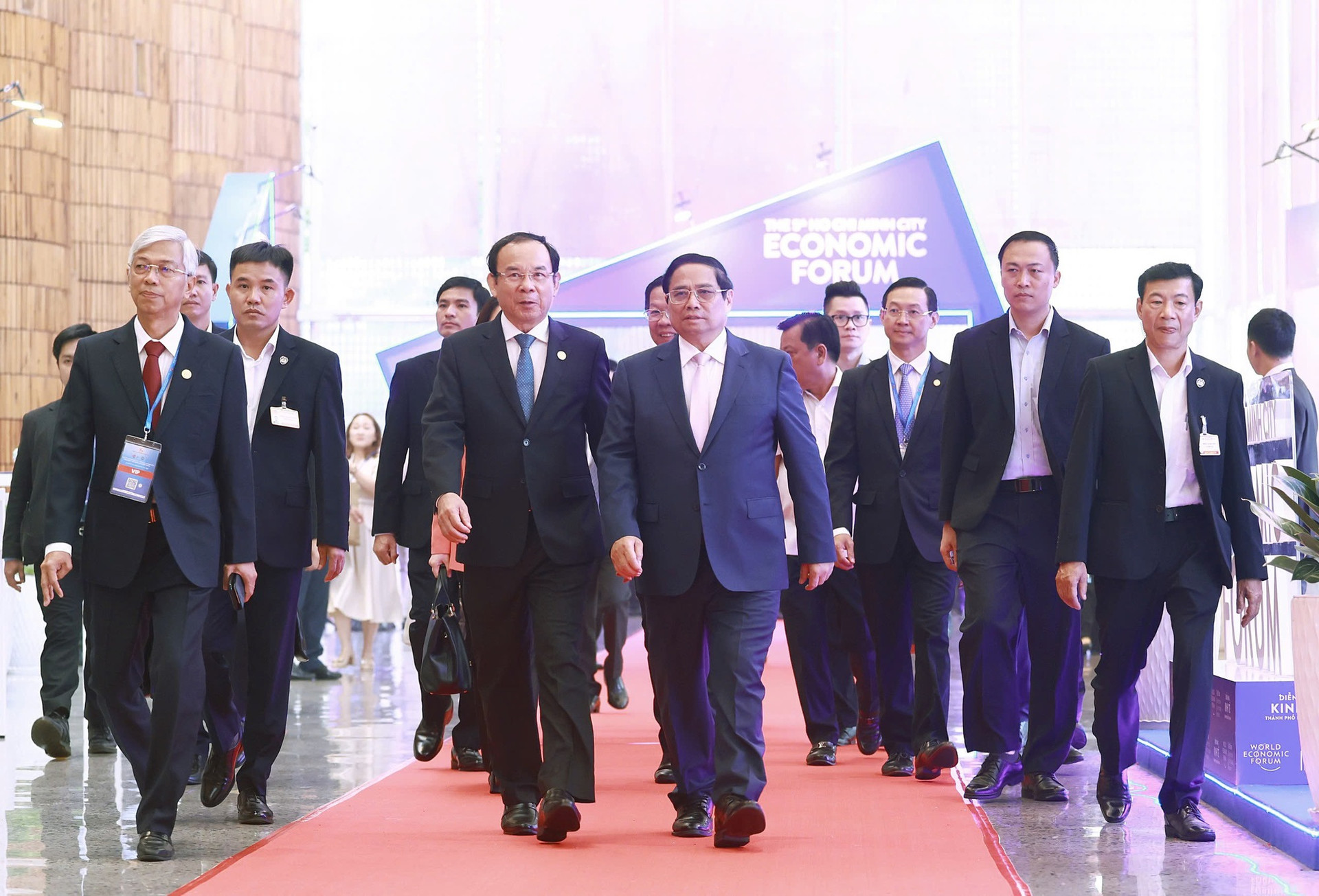 Thủ tướng Phạm Minh Chính dự Diễn đàn Kinh tế TPHCM lần thứ 5- Ảnh 1. Thủ tướng Phạm Minh Chính dự Diễn đàn Kinh tế TPHCM lần thứ 5- Ảnh 1.