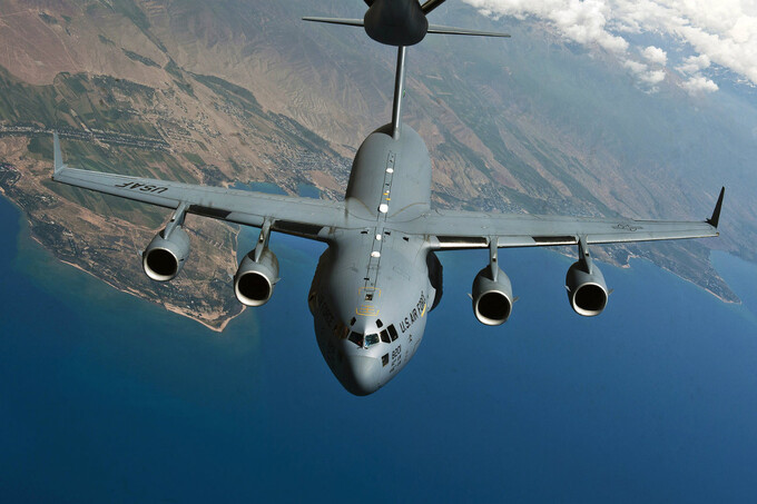 C-17 là một trong những loại máy bay lớn nhất thế giới với biệt danh