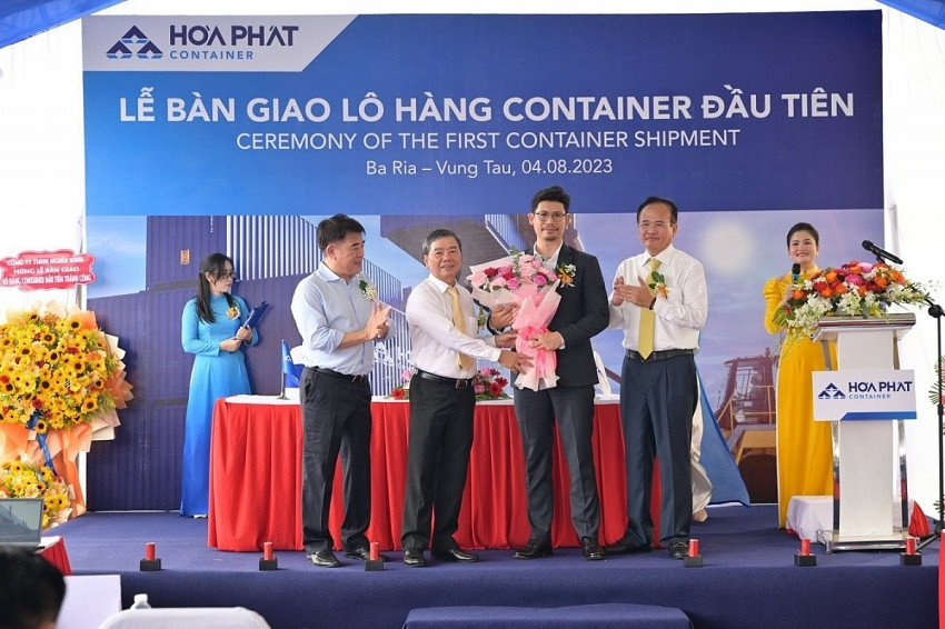Thoát thế 'đu đỉnh' mảng container, Hòa Phát (HPG) liên tiếp ẵm nhiều đơn hàng lớn sau một năm