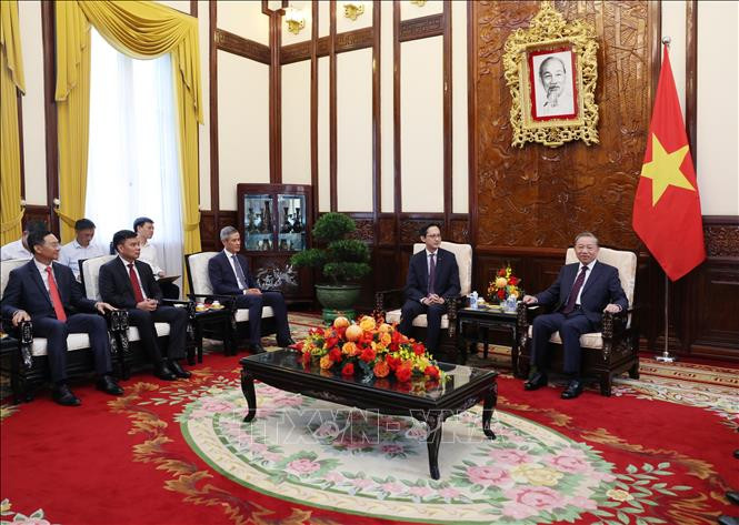 Tổng Bí thư, Chủ tịch nước trao quyết định bổ nhiệm Đại sứ Việt Nam tại Liên Hợp Quốc và các nước- Ảnh 6. Tổng Bí thư, Chủ tịch nước trao quyết định bổ nhiệm Đại sứ Việt Nam tại Liên Hợp Quốc và các nước- Ảnh 6.