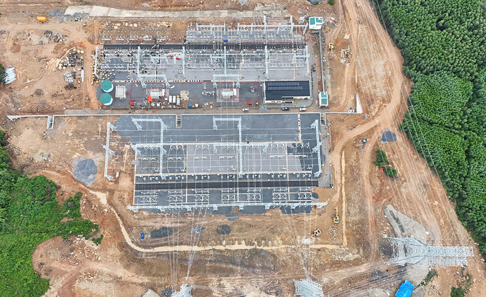 Dự án trạm biến áp 220kV Khu kinh tế Nghi Sơn và đường dây đấu nối về đích sớm- Ảnh 1. Dự án trạm biến áp 220kV Khu kinh tế Nghi Sơn và đường dây đấu nối về đích sớm- Ảnh 1.