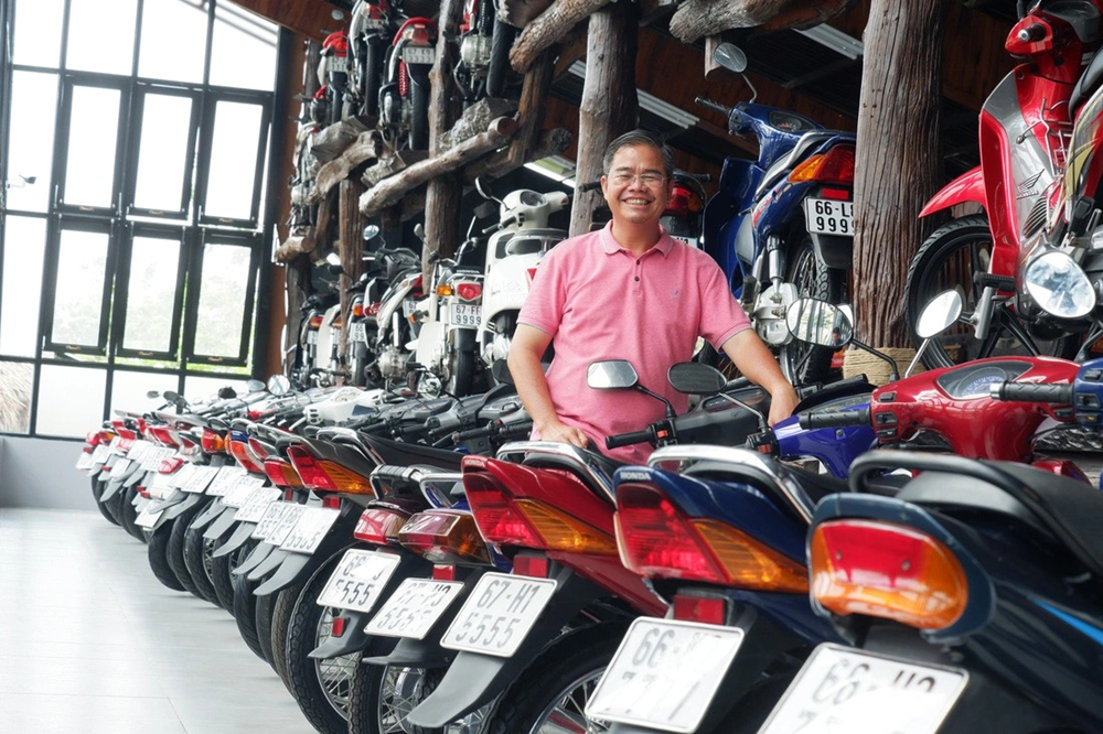 Khúc gỗ quý hiếm cứng như sắt đá, bị chôn vùi dưới lòng sông Tiền hàng trăm năm được đại gia miền Tây ‘hô biến’ thành cực phẩm - ảnh 7