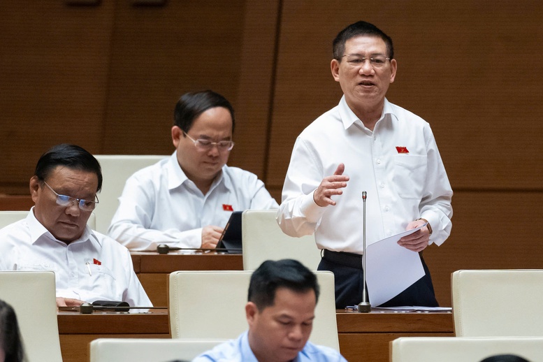Phó Thủ tướng Hồ Đức Phớc giải trình về quản lý thị trường vàng; điều hành chính sách tài khóa, tiền tệ- Ảnh 1. Phó Thủ tướng Hồ Đức Phớc giải trình về quản lý thị trường vàng; điều hành chính sách tài khóa, tiền tệ- Ảnh 1.