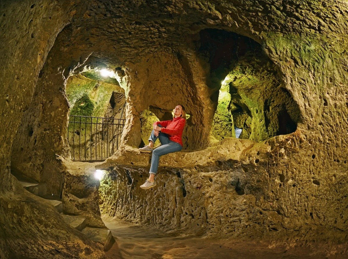 derinkuyu-underground-city-cappadocia-16866681366751335117851.jpg