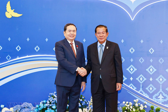 Chủ tịch Quốc hội Trần Thanh Mẫn và các Trưởng đoàn chào xã giao lãnh đạo Campuchia nhân dịp dự Phiên họp của IPTP- Ảnh 3. Chủ tịch Quốc hội Trần Thanh Mẫn và các Trưởng đoàn chào xã giao lãnh đạo Campuchia nhân dịp dự Phiên họp của IPTP- Ảnh 3.
