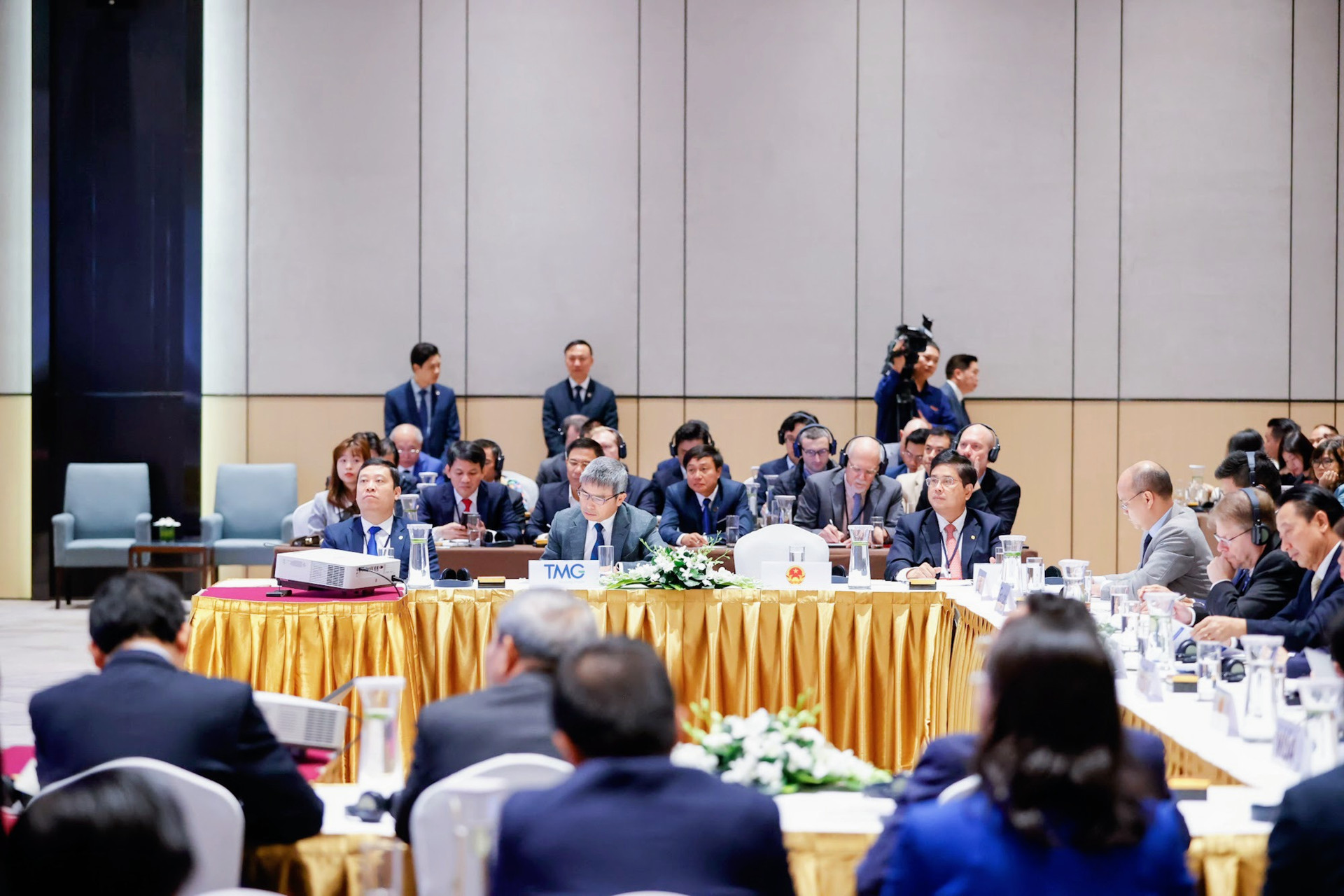 Thủ tướng kêu gọi doanh nghiệp Hoa Kỳ đẩy mạnh hợp tác thương mại, đầu tư với Việt Nam trong kỷ nguyên mới- Ảnh 3. Thủ tướng kêu gọi doanh nghiệp Hoa Kỳ đẩy mạnh hợp tác thương mại, đầu tư với Việt Nam trong kỷ nguyên mới- Ảnh 3.
