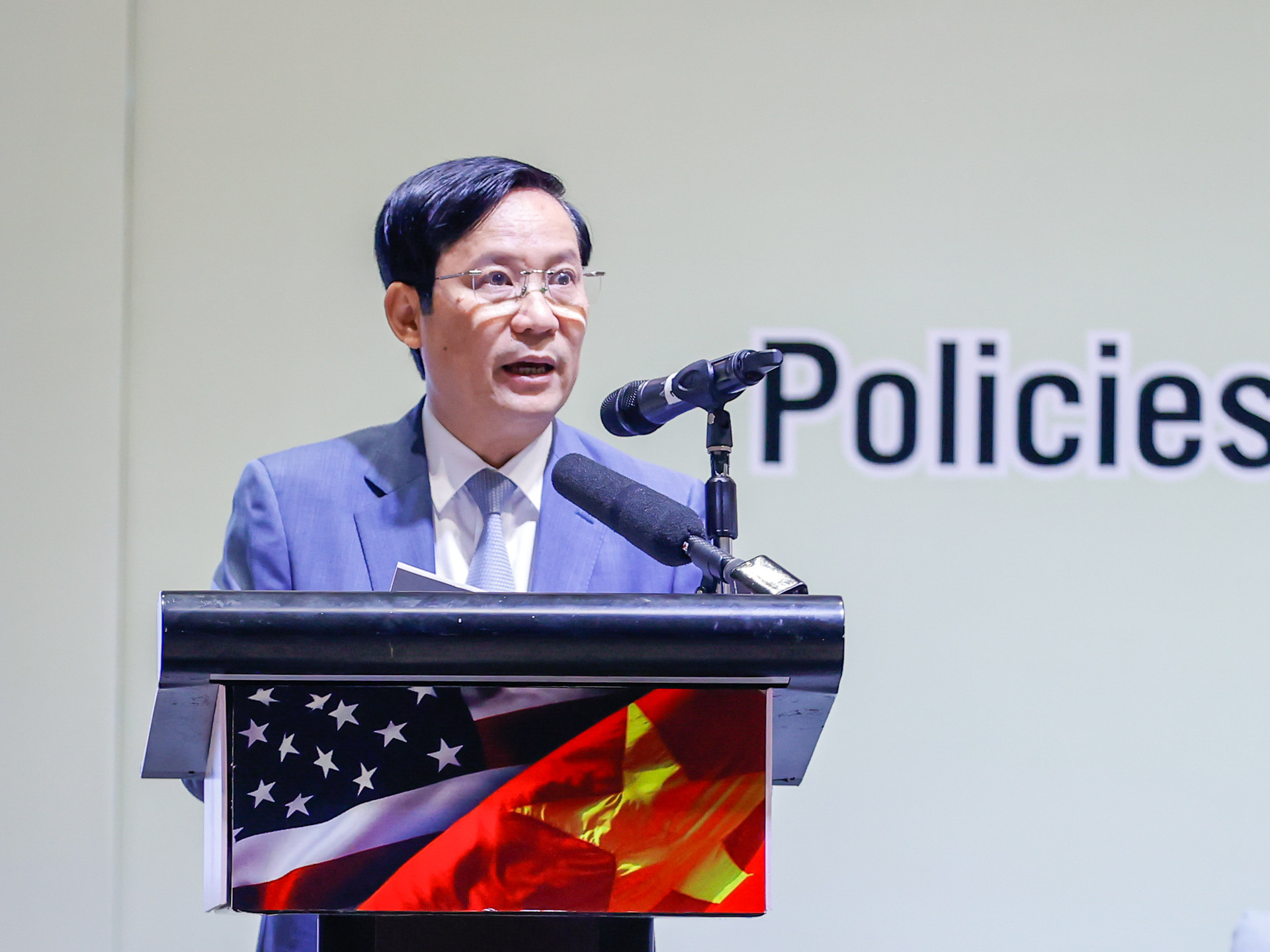 Thủ tướng kêu gọi doanh nghiệp Hoa Kỳ đẩy mạnh hợp tác thương mại, đầu tư với Việt Nam trong kỷ nguyên mới- Ảnh 5. Thủ tướng kêu gọi doanh nghiệp Hoa Kỳ đẩy mạnh hợp tác thương mại, đầu tư với Việt Nam trong kỷ nguyên mới- Ảnh 5.