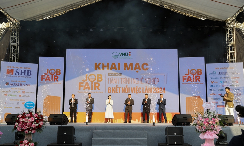 ĐH Quốc gia Hà Nội: Mang tới 7.000 cơ hội việc làm và thực tập tới sinh viên- Ảnh 1. ĐH Quốc gia Hà Nội: Mang tới 7.000 cơ hội việc làm và thực tập tới sinh viên- Ảnh 1.