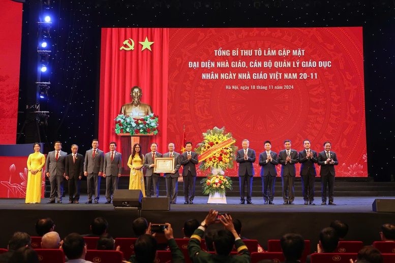 Vai trò của cơ sở đào tạo và nghiên cứu hàng đầu đất nước trong kỷ nguyên vươn mình- Ảnh 1. Vai trò của cơ sở đào tạo và nghiên cứu hàng đầu đất nước trong kỷ nguyên vươn mình- Ảnh 1.