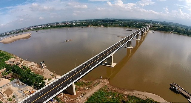 Chiêm ngưỡng 'siêu cầu' vượt sông 137 triệu USD dài nhất Việt Nam, có thể chịu được động đất cấp 8
