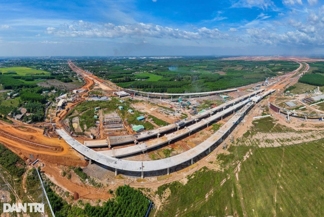 Tăng tốc đẩy nhanh tiến độ sân bay hơn 16 tỷ USD lớn nhất Việt Nam