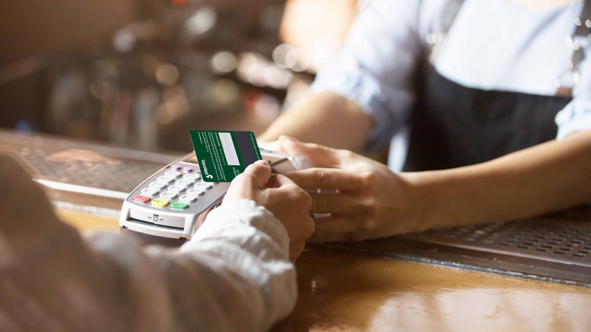 Từ ngày 1/1/2025, khách hàng Vietcombank, VietinBank chưa xác thực sinh trắc học vẫn có thể giao dịch trong những trường hợp sau