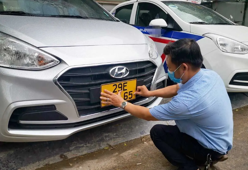 Ngay năm sau, 6 trường hợp này phải đổi chứng nhận đăng ký xe và biển số xe - ảnh 2