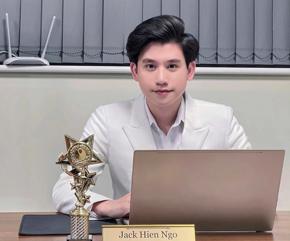 Chàng trai Việt Nam được Chính phủ Anh công nhận là Tài năng toàn cầu: Từng hoàn thành cùng lúc 4 bằng thạc sĩ ở châu Âu, đã đặt chân tới 48 quốc gia - ảnh 2