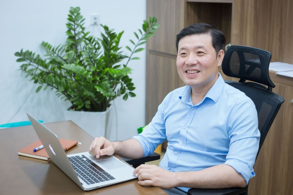 Nhà Toán học đứng đầu viện nghiên cứu dữ liệu của tỷ phú Phạm Nhật Vượng: Là Giáo sư của ĐH Yale với hàng loạt công trình nghiên cứu vang danh toàn cầu - ảnh 1