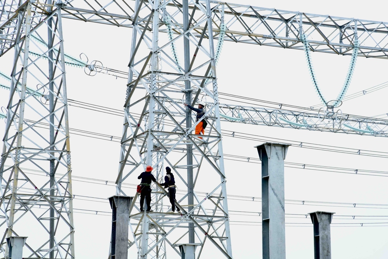 Đốc thúc tiến độ dự án trạm biến áp 500kV Vĩnh Yên bảo đảm điện cho miền Bắc- Ảnh 6. Đốc thúc tiến độ dự án trạm biến áp 500kV Vĩnh Yên bảo đảm điện cho miền Bắc- Ảnh 6.