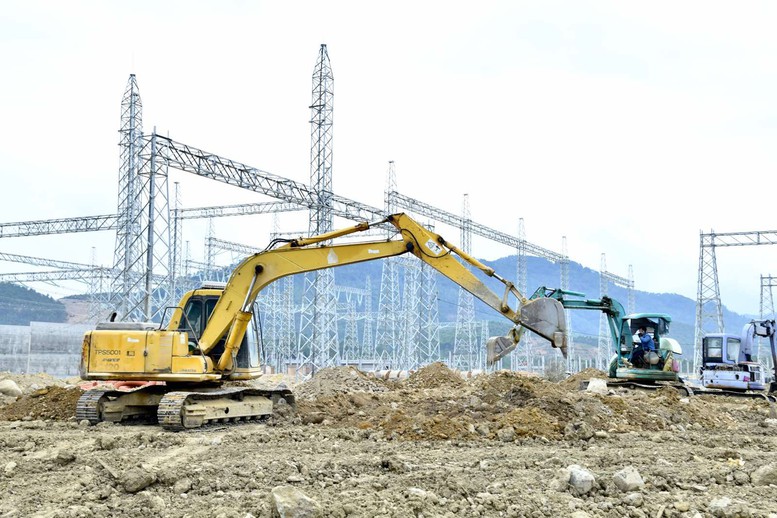 Đốc thúc tiến độ dự án trạm biến áp 500kV Vĩnh Yên bảo đảm điện cho miền Bắc- Ảnh 2. Đốc thúc tiến độ dự án trạm biến áp 500kV Vĩnh Yên bảo đảm điện cho miền Bắc- Ảnh 2.
