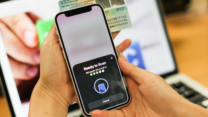 Người Việt Nam ở nước ngoài: Làm thế nào để xác thực sinh trắc học mà không cần về nước?