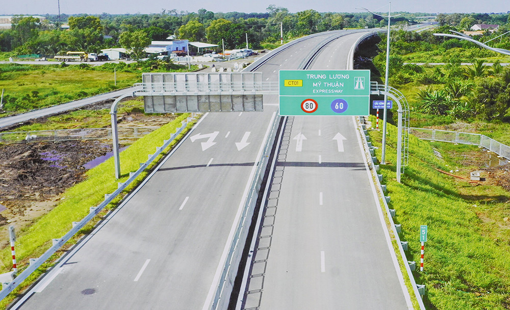 Cao tốc TP. HCM - Trung Lương - Mỹ Thuận. Nguồn ảnh: Báo Chính phủ Cao tốc TP. HCM - Trung Lương - Mỹ Thuận. Nguồn ảnh: Báo Chính phủ