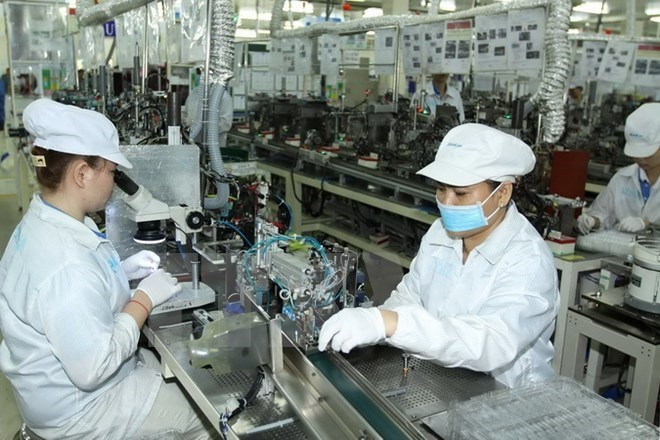 Thành phố giàu nhất Việt Nam thưởng Tết 2025 cao nhất hơn 1,9 tỷ đồng