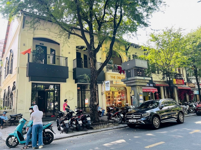 4 tháng sau khi Starbucks trả mặt bằng: Chủ “đất vàng” Hàn Thuyên thiệt 2 tỷ đồng, chưa tìm được khách thuê mới