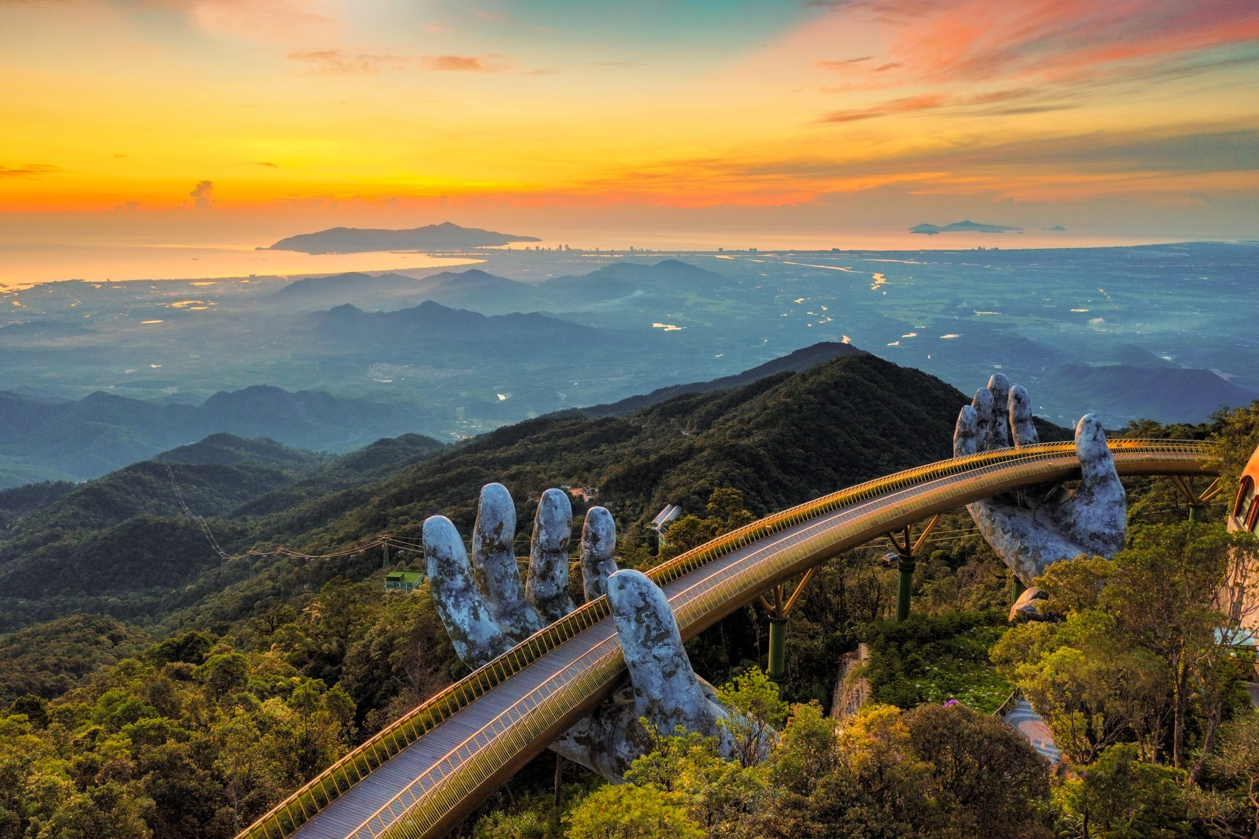Năm 2025, TP đáng sống nhất thế giới tại Việt Nam quyết đưa huyện duy nhất nằm trên đất liền 'cất cánh' lên thị xã - Ảnh 3. Năm 2025, TP đáng sống nhất thế giới tại Việt Nam quyết đưa huyện duy nhất nằm trên đất liền 'cất cánh' lên thị xã - Ảnh 3.