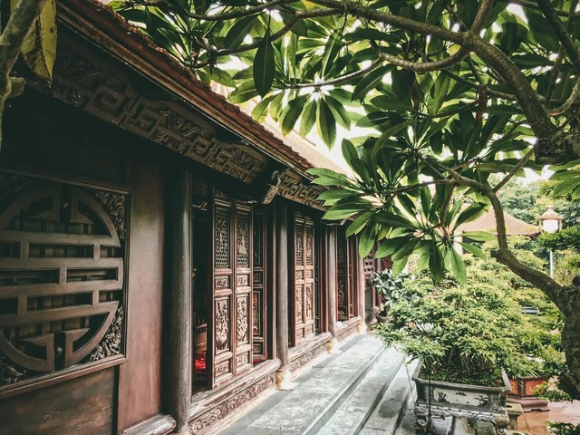 Biệt phủ gỗ lim rộng 1.000m2 ở Nam Định: Đã qua 3 đời con cháu, gia chủ tiết lộ về dòng dõi quyền thế- Ảnh 2. Biệt phủ gỗ lim rộng 1.000m2 ở Nam Định: Đã qua 3 đời con cháu, gia chủ tiết lộ về dòng dõi quyền thế- Ảnh 2.