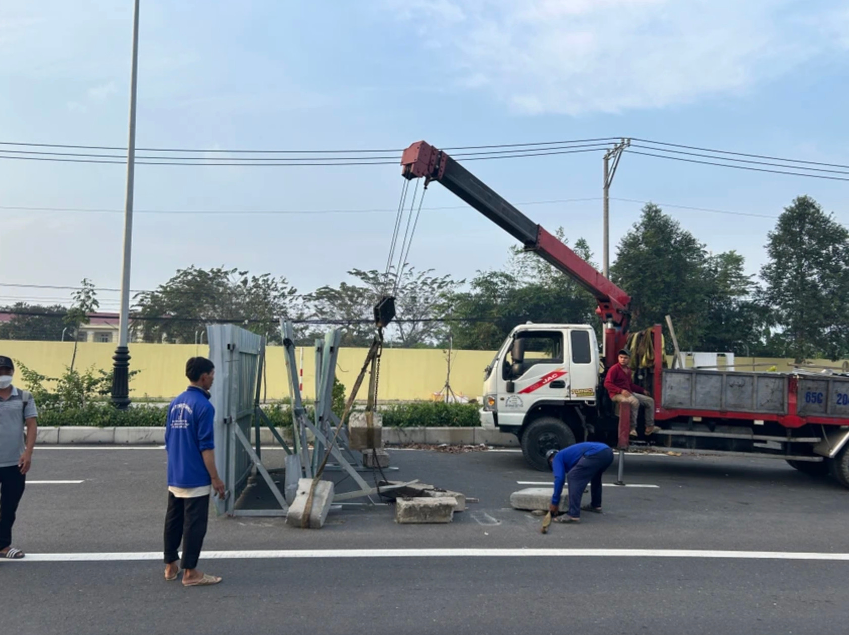 Thông xe đường vành đai sân bay hơn 137 tỷ tại TP sụt lún nhanh nhất ĐBSCL- Ảnh 3. Thông xe đường vành đai sân bay hơn 137 tỷ tại TP sụt lún nhanh nhất ĐBSCL- Ảnh 3.