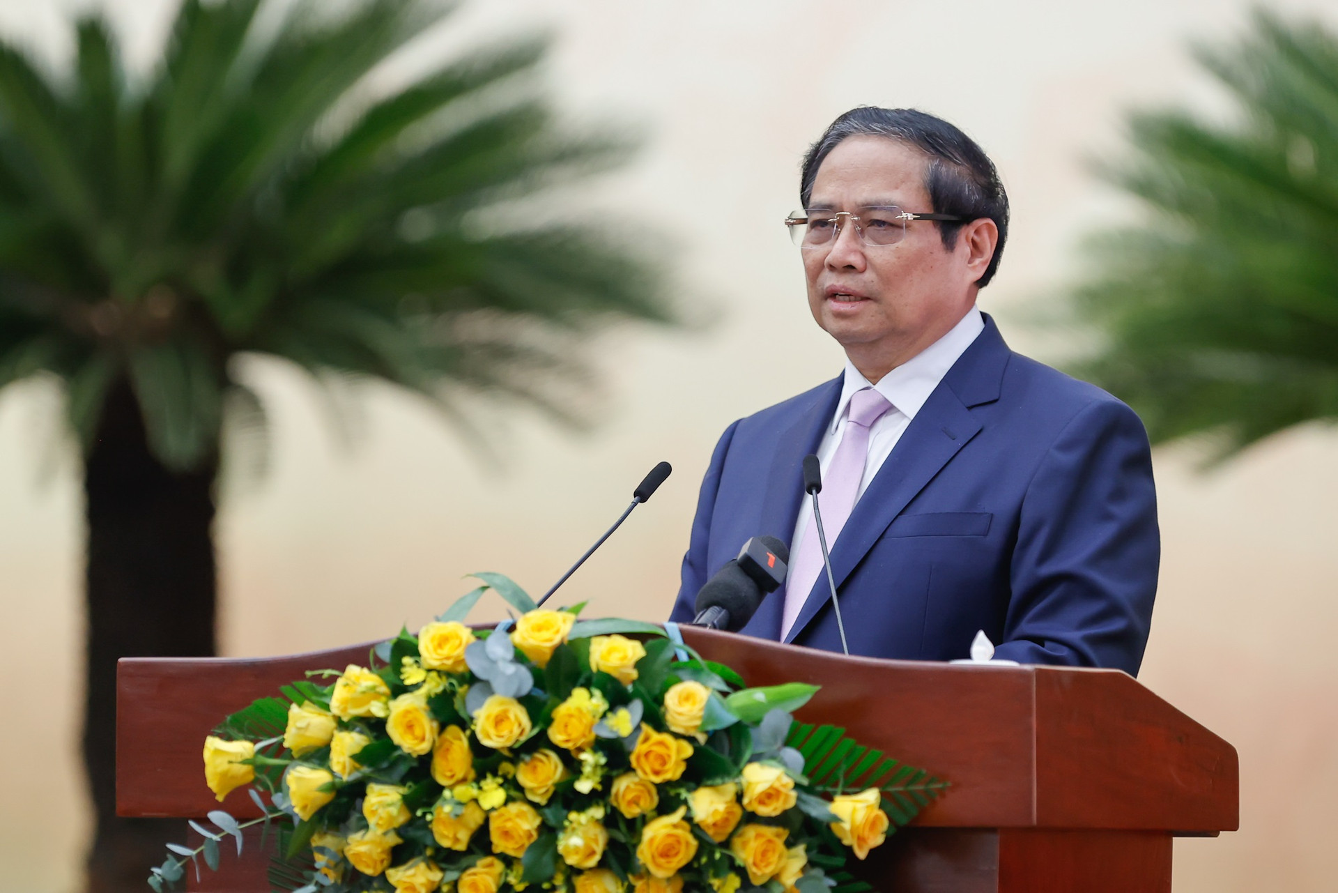 Thủ tướng: Việt Nam đủ 5 điều kiện để xây dựng trung tâm tài chính khu vực và quốc tế- Ảnh 2. Thủ tướng: Việt Nam đủ 5 điều kiện để xây dựng trung tâm tài chính khu vực và quốc tế- Ảnh 2.