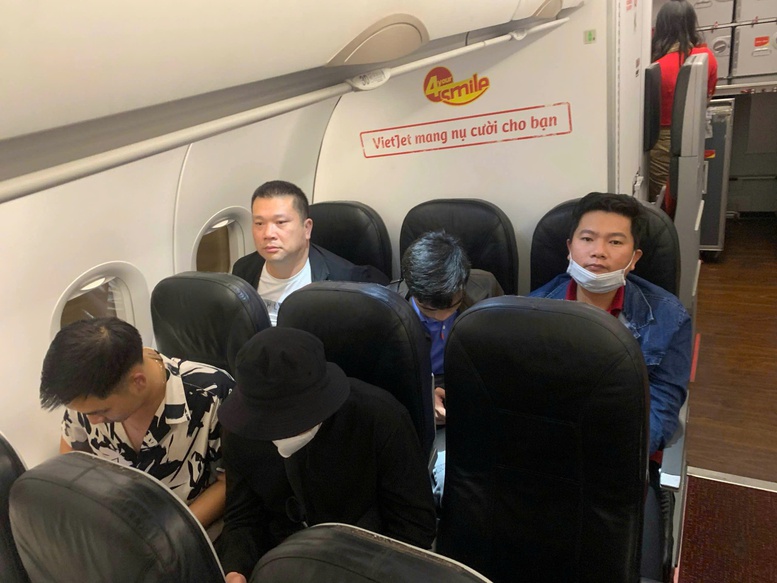 Cảnh báo hoạt động trộm cắp trên tàu bay của các đối tượng là người nước ngoài - Ảnh 1. Cảnh báo hoạt động trộm cắp trên tàu bay của các đối tượng là người nước ngoài - Ảnh 1.