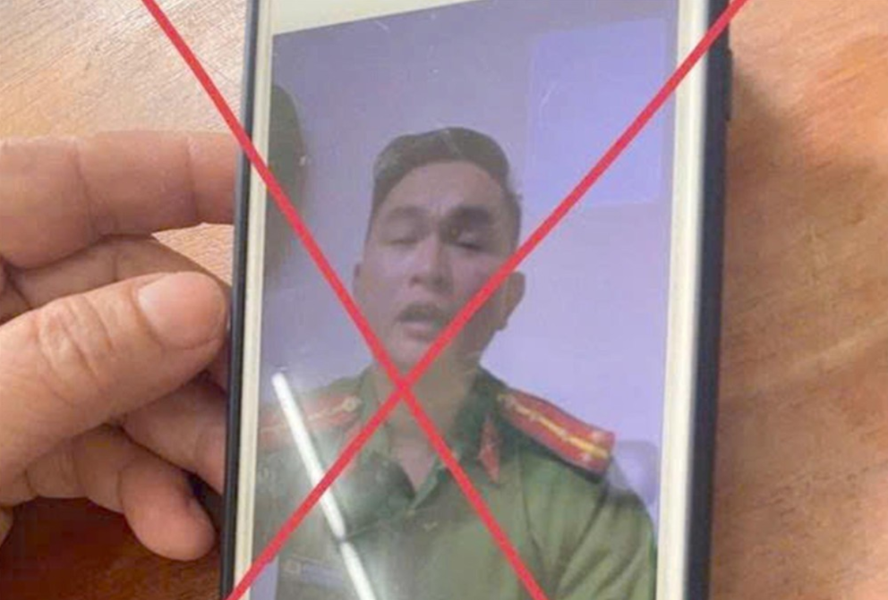 Cụ bà bị lừa mất hơn 2 tỷ đồng sau cuộc gọi từ 'Trưởng phòng Cảnh sát hình sự' - ảnh 1
