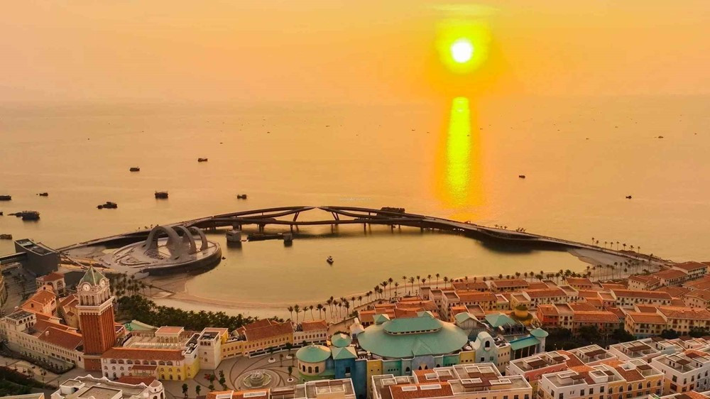 Đảo ngọc của Việt Nam được lựa chọn làm nơi tổ chức Diễn đàn kinh tế Châu Á - Thái Bình Dương 2027 - ảnh 1