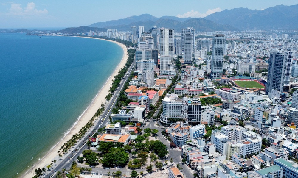 Bất động sản nghỉ dưỡng: 'Một cánh én nhỏ chẳng làm nên mùa xuân'- Ảnh 2. Bất động sản nghỉ dưỡng: 'Một cánh én nhỏ chẳng làm nên mùa xuân'- Ảnh 2.