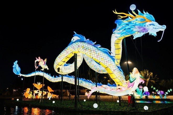 Khu đô thị của tỷ phú Phạm Nhật Vượng 'khai màn' lễ hội Xuân lớn nhất Việt Nam: Kéo dài 58 ngày với gần 600 hoạt động, cách trung tâm Hà Nội chỉ hơn 30 phút di chuyển - ảnh 3