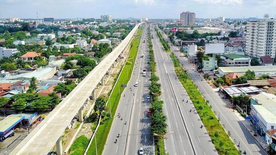 Tỉnh giàu nhất Việt Nam dồn lực nâng cấp TP trẻ 5 năm tuổi thành trung tâm đô thị và dịch vụ- Ảnh 2. Tỉnh giàu nhất Việt Nam dồn lực nâng cấp TP trẻ 5 năm tuổi thành trung tâm đô thị và dịch vụ- Ảnh 2.