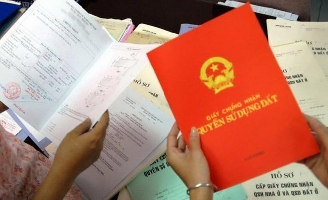 Cần đạt được nhiều điều kiện mới có thể tách sổ đỏ đứng tên 2 vợ chồng cho con- Ảnh 1. Cần đạt được nhiều điều kiện mới có thể tách sổ đỏ đứng tên 2 vợ chồng cho con- Ảnh 1.