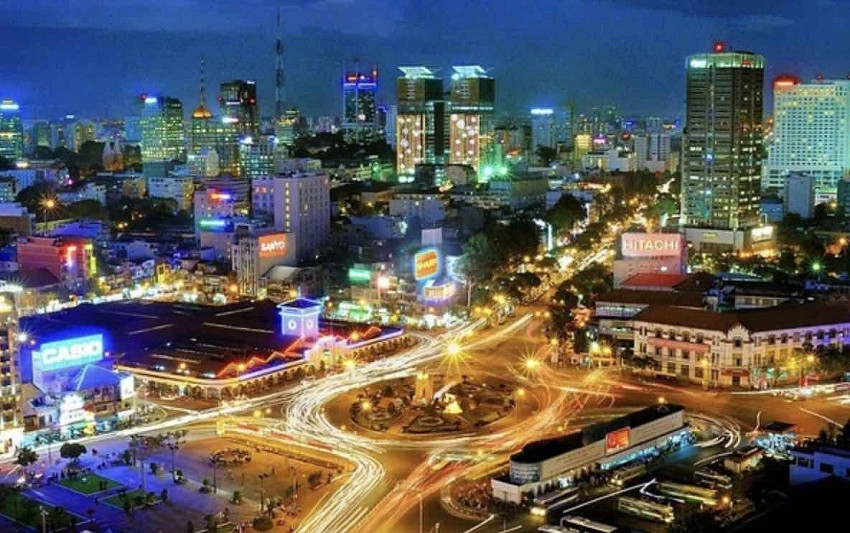 Chuyên gia phong thủy: Đầu tư vàng năm Ất Tỵ 2025, tuổi nào may mắn và gặp nhiều tài lộc nhất?