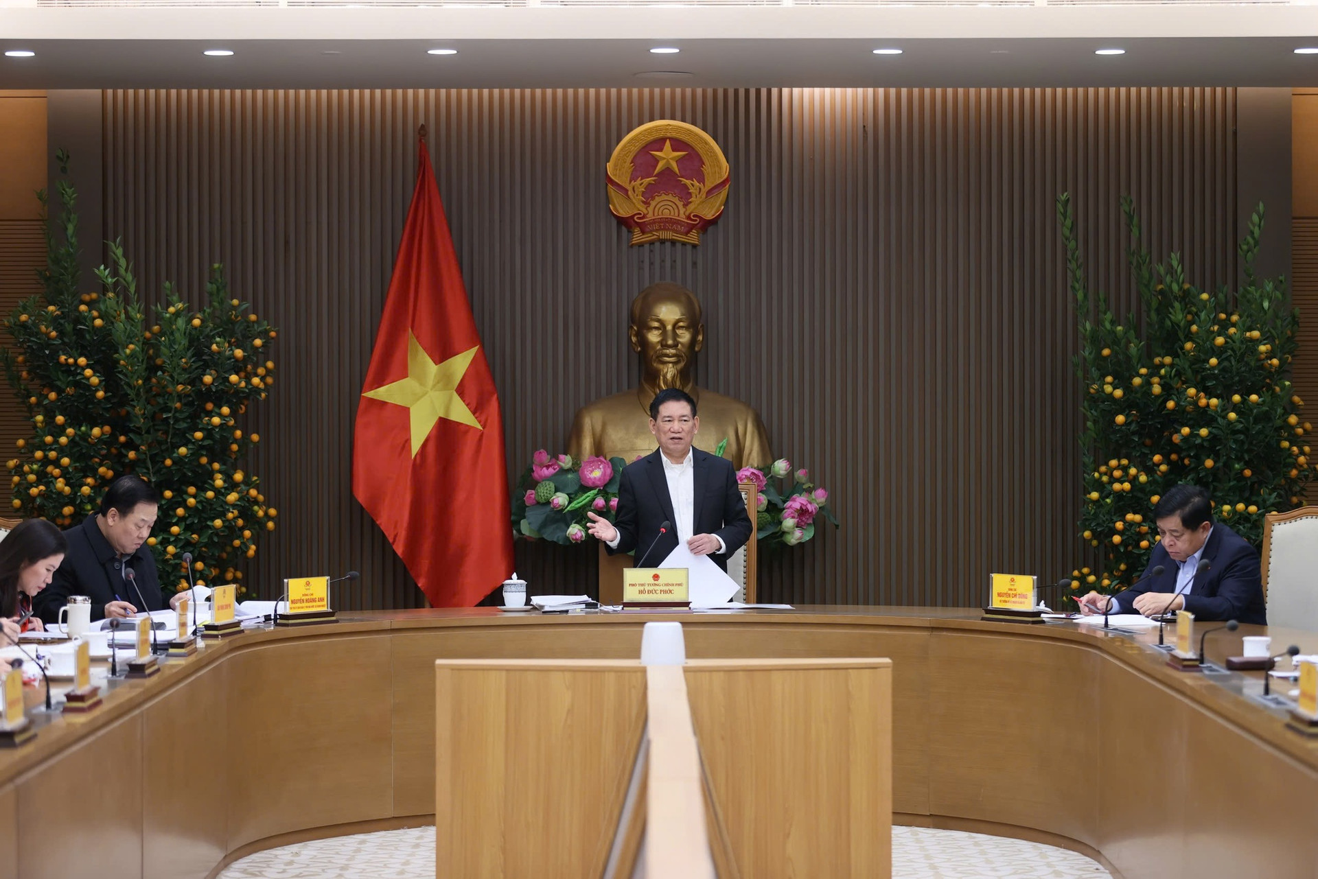 Phó Thủ tướng Hồ Đức Phớc: 'Sắp xếp xong, công việc phải chạy'- Ảnh 4.