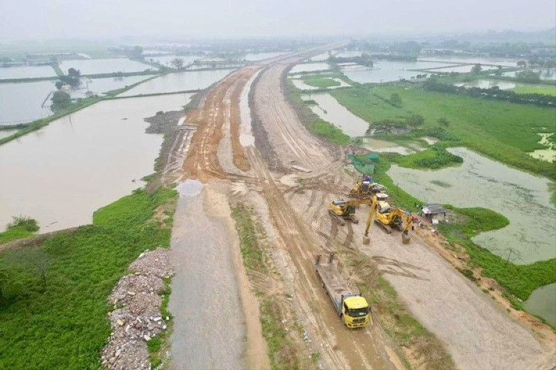 Muộn nhất vài tháng nữa, đô thị đặc biệt của Việt Nam sẽ hoàn thành GPMB cho tuyến đường hơn 6.000 tỷ- Ảnh 1. Muộn nhất vài tháng nữa, đô thị đặc biệt của Việt Nam sẽ hoàn thành GPMB cho tuyến đường hơn 6.000 tỷ- Ảnh 1.