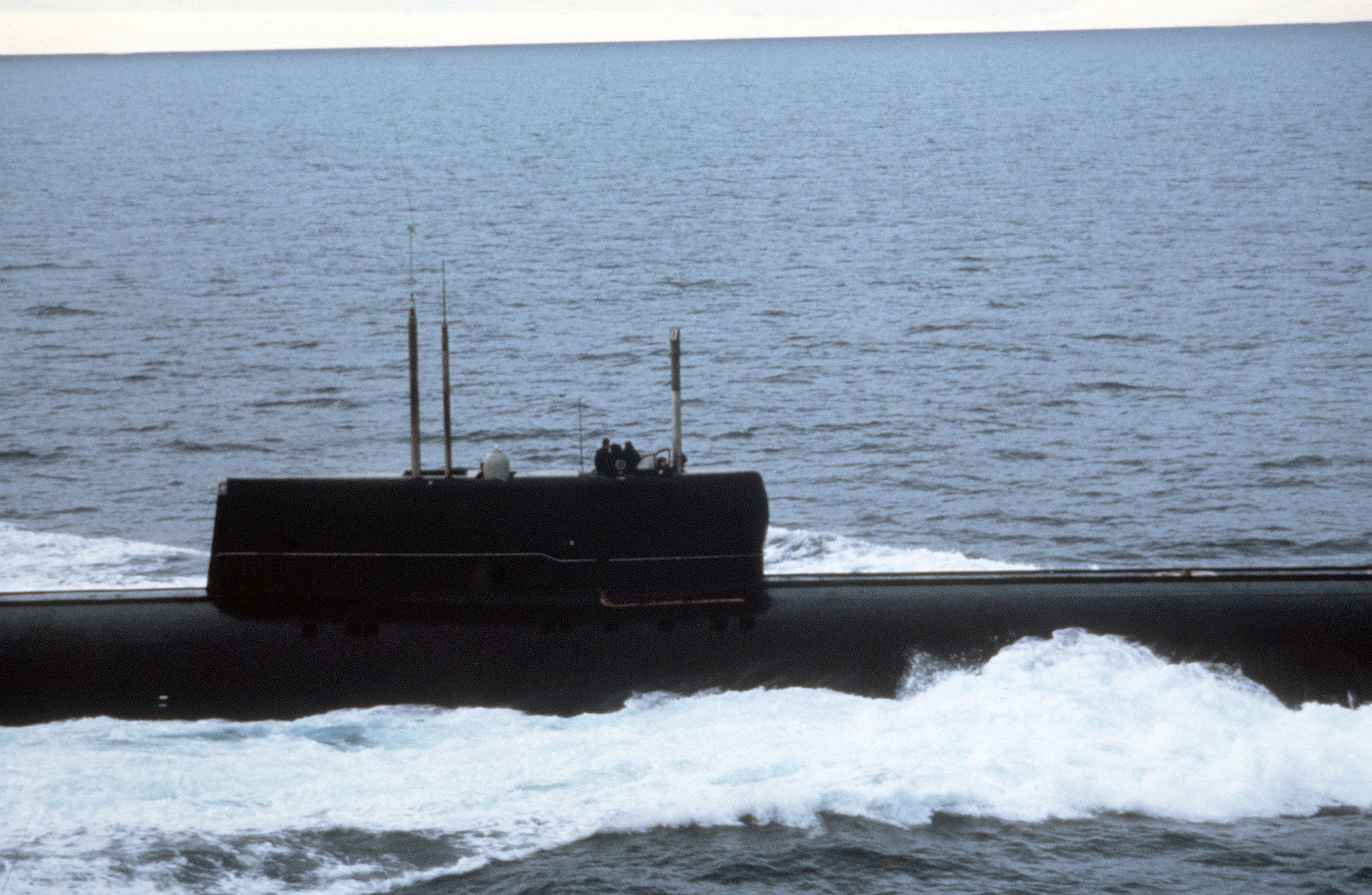 Tàu ngầm K-222 2.jpg
