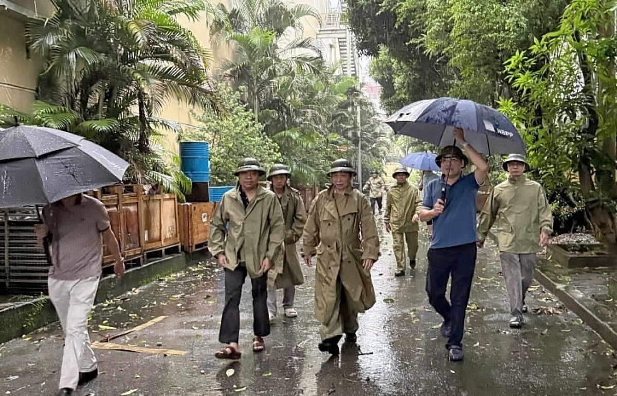 Siêu bão Yagi: Trụ sở NHNN Trung Ương và Nhà máy in tiền 'kiên cường' trước giông bão