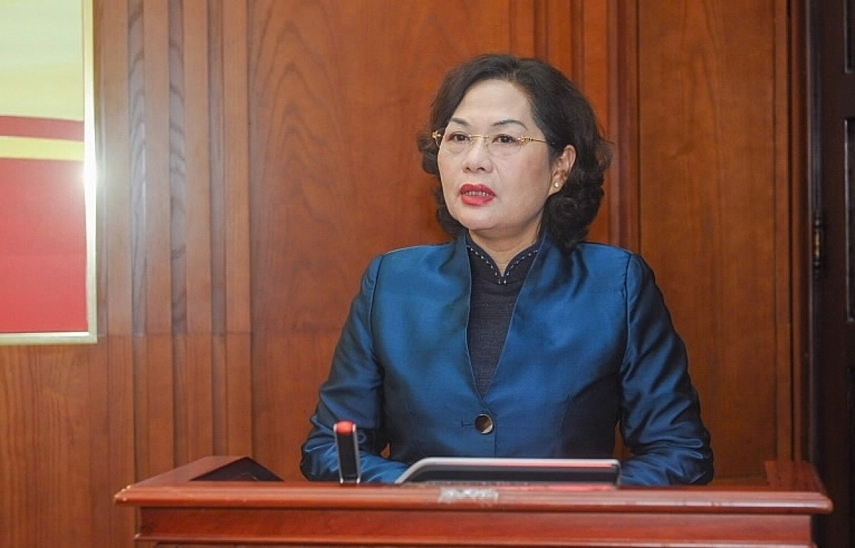 Ngân hàng đồng loạt hạ lãi suất cho vay, tiếp sức khách hàng 'hồi phục' sau bão