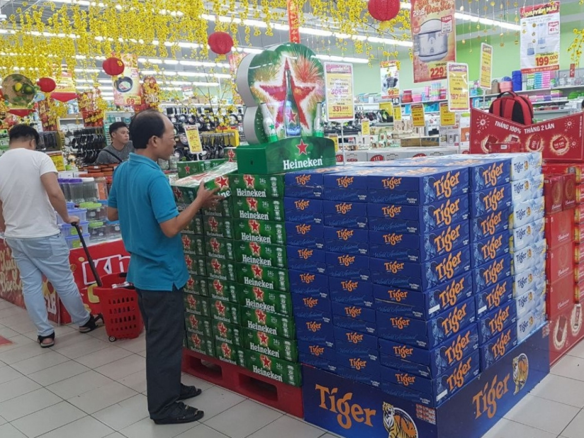 Tăng thuế tiêu thụ đặc biệt rượu bia: Doanh nghiệp lo khó càng thêm khó