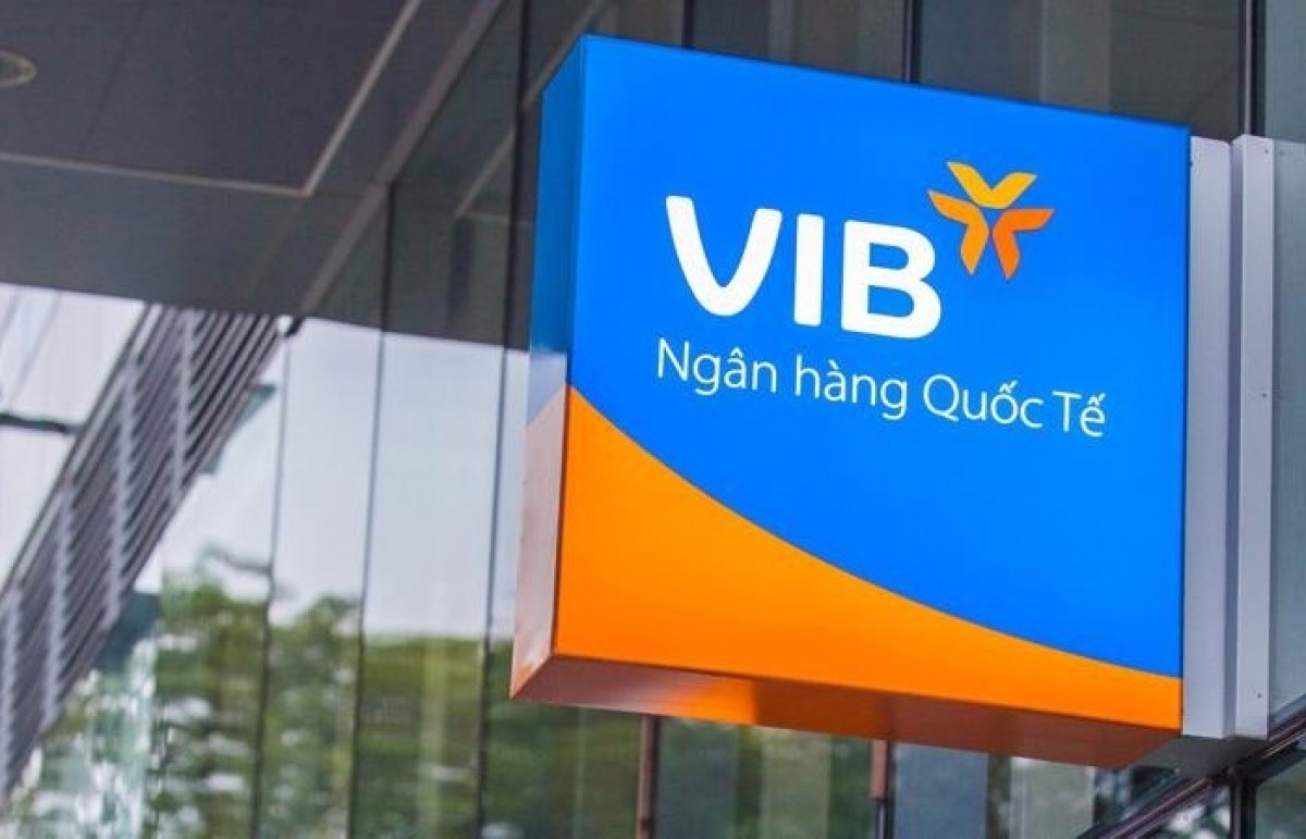 VIB thông báo ngừng toàn bộ giao dịch rút tiền với 2 nhóm đối tượng khách hàng sau