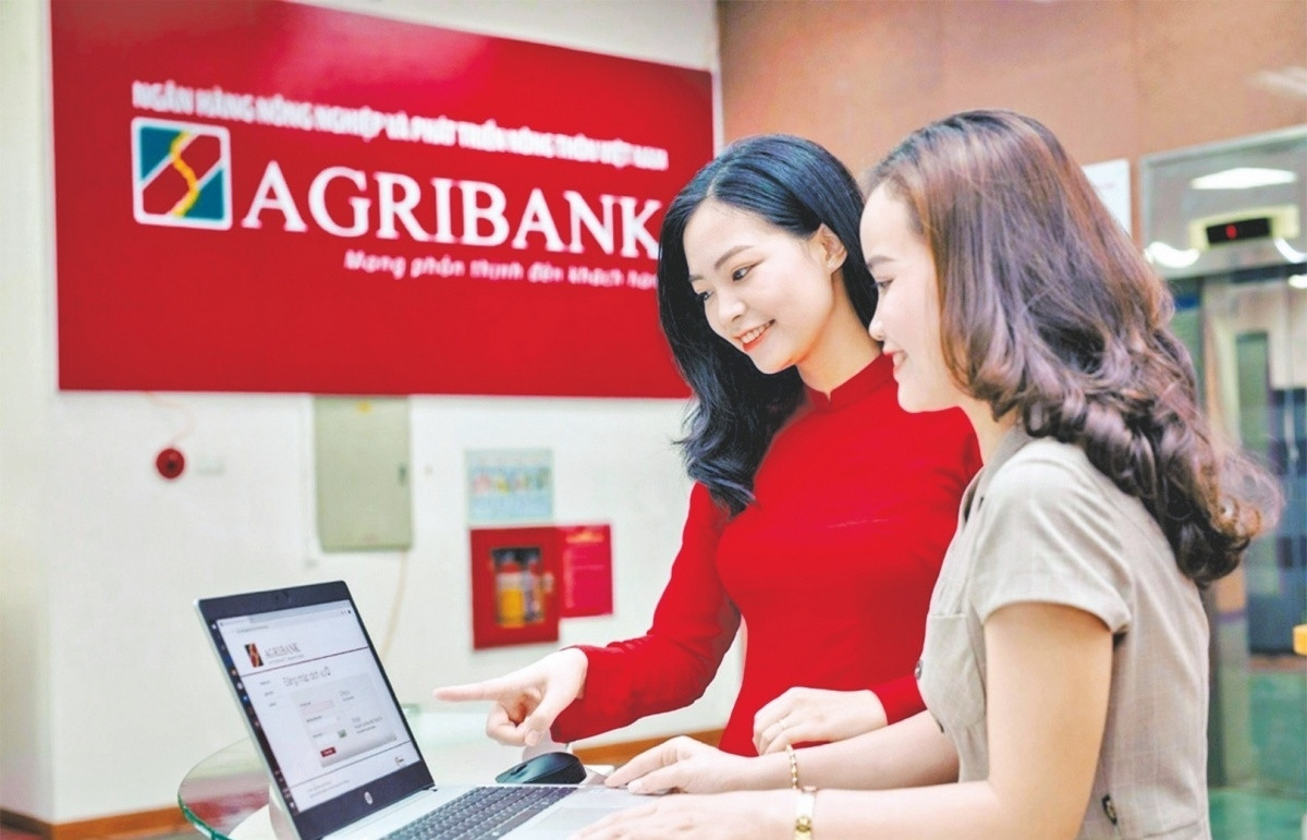 Chưa đầy 5 ngày nữa, khách hàng Agribank nhanh chóng cập nhật sinh trắc học tránh ngừng giao dịch thanh toán, rút, chuyển tiền